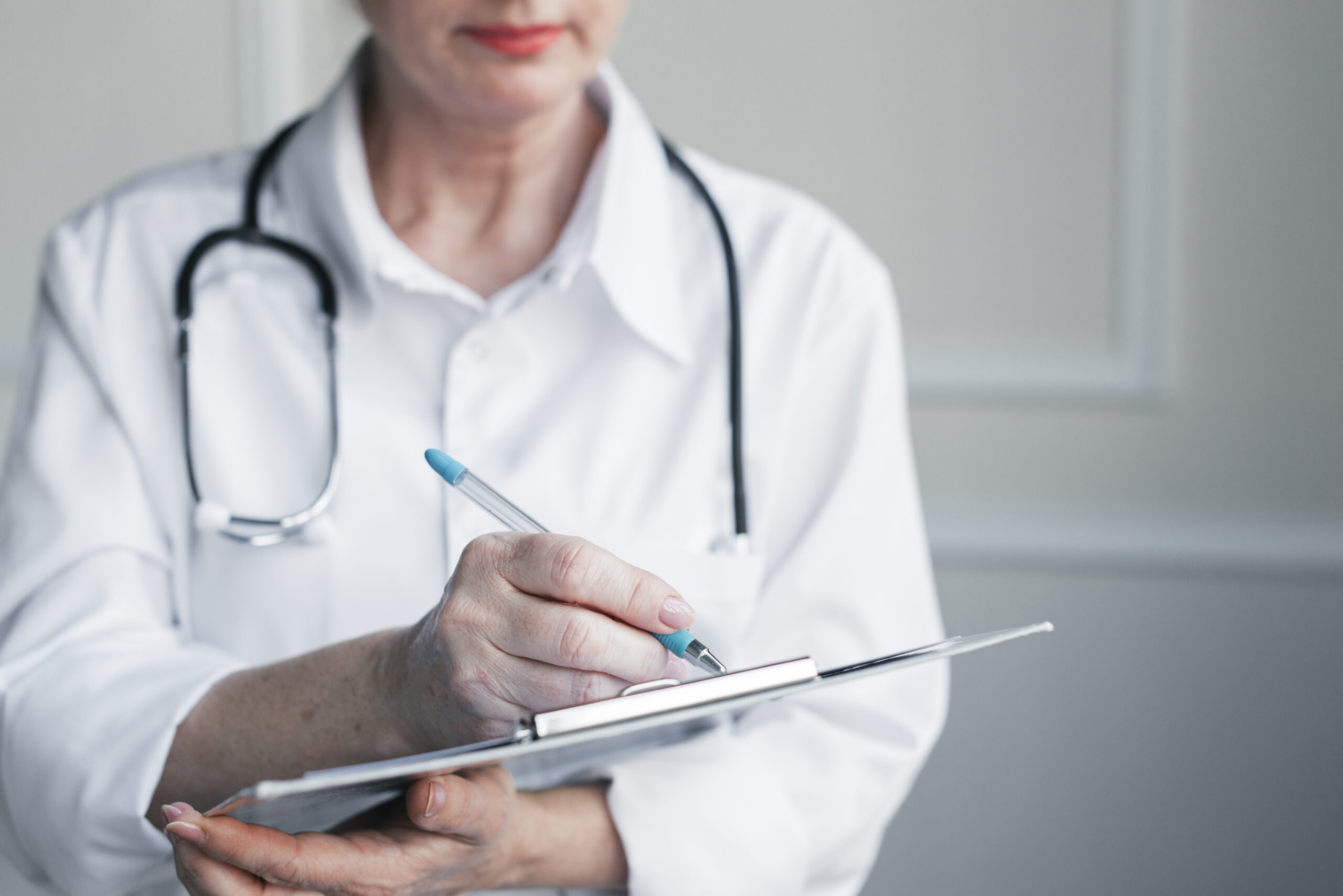 Prácticas médicas orientadas al diagnóstico, control y seguimiento en Consultorios Iberlucea
